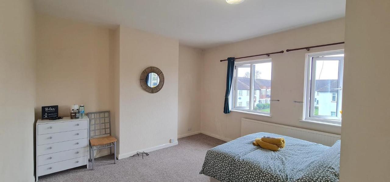 Move Inn Estates - Multiple Rooms ロンドン エクステリア 写真